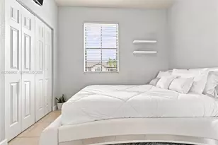 8948 W 35th Ave, Hialeah, FL 33018 - Photo 25