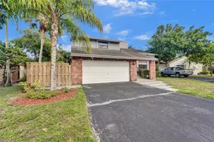 3753 NW 73rd Way, Coral Springs, FL 33065 - Photo 33