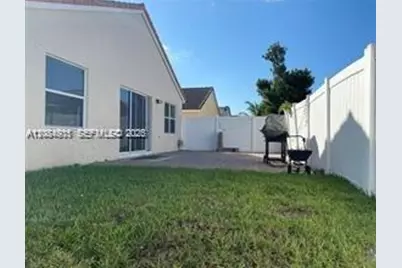 16323 NW 23rd St #16323, Pembroke Pines, FL 33028 - Photo 21