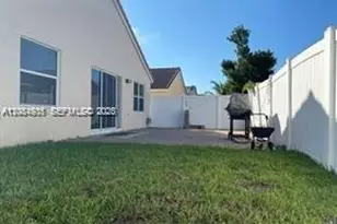 16323 NW 23rd St, Pembroke Pines, FL 33028 - Photo 21