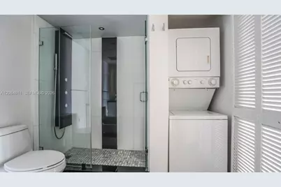 1200 Brickell Bay Dr #3620, Miami, FL 33131 - Photo 21