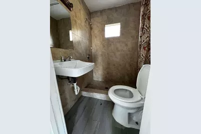 1121 NW 40th St #4, Miami, FL 33127 - Photo 11