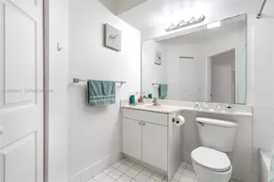 17100 N Bay Rd, Sunny Isles Beach, FL 33160 - Photo 19