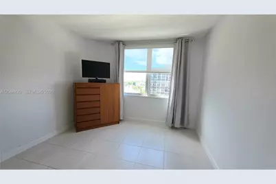 1985 S Ocean Dr #10N, Hallandale Beach, FL 33009 - Photo 17