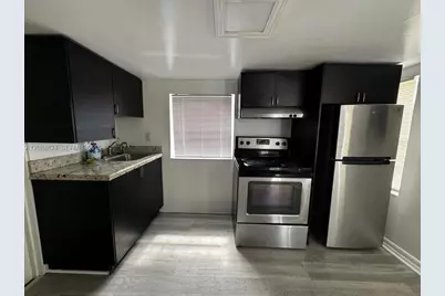1121 NW 40th St #3, Miami, FL 33127 - Photo 3
