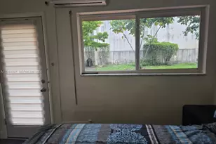 900 SW 11th Ave, Hallandale Beach, FL 33009 - Photo 11