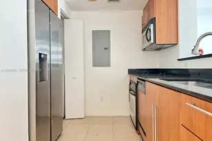 335 S Biscayne Blvd, Miami, FL 33131 - Photo 5