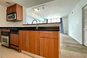 335 S Biscayne Blvd, Miami, FL 33131 - Photo 3