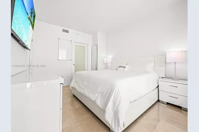 6365 Collins Ave #1911, Miami Beach, FL 33141 - Photo 13