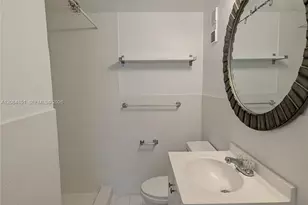 710 Washington Ave, Miami Beach, FL 33139 - Photo 17