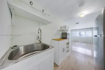 1320 NE 27th Ave #3, Pompano Beach, FL 33062 - Photo 7