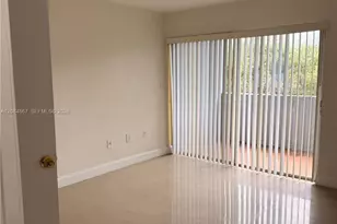 9355 Fontainebleau, Miami, FL 33172 - Photo 3