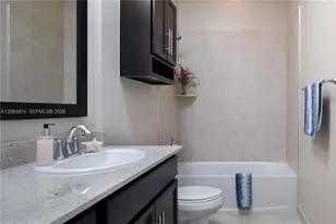 20981 NW 1st Ct, Pembroke Pines, FL 33029 - Photo 17