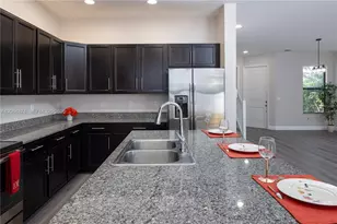 20981 NW 1st Ct, Pembroke Pines, FL 33029 - Photo 7