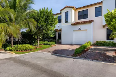 20981 NW 1st Ct #20981, Pembroke Pines, FL 33029 - Photo 3