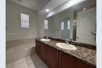 6965 Julia Gardens Dr, Coconut Creek, FL 33073 - Photo 15