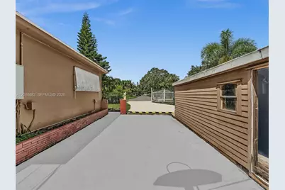 5220 SW 26th Ave, Dania Beach, FL 33312 - Photo 7
