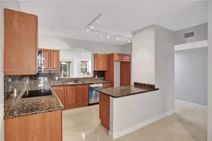 7564 SW 102nd St, Pinecrest, FL 33156 - Photo 5