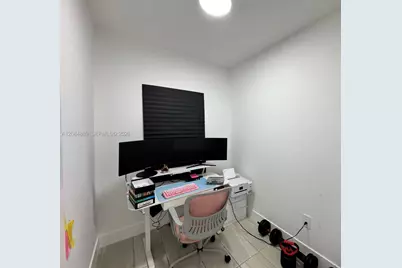 1631 NW 3 St #8, Miami, FL 33125 - Photo 5