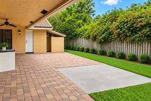 8506 NW 21st St, Coral Springs, FL 33071 - Photo 3