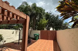 7938 SW 105th Pl, Miami, FL 33173 - Photo 7