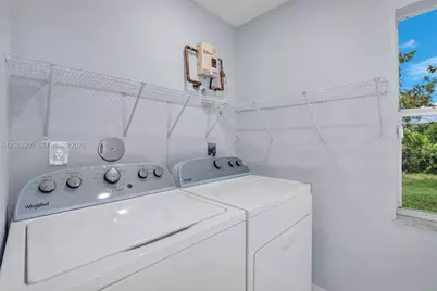 370 NW 14th St, Pompano Beach, FL 33060 - Photo 21