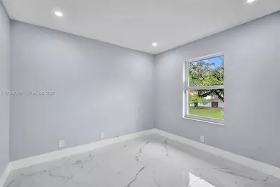 370 NW 14th St, Pompano Beach, FL 33060 - Photo 23