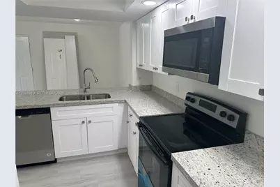 18840 NW 57th Ave #207, Hialeah, FL 33015 - Photo 3