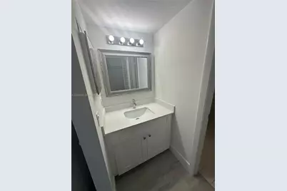 18840 NW 57th Ave #207, Hialeah, FL 33015 - Photo 11