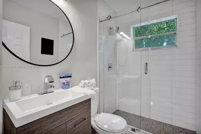 1430 16th St #1, Miami Beach, FL 33139 - Photo 33