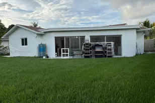 9606 NW 80 St, Tamarac, FL 33321 - Photo 13