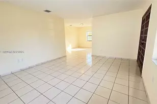 2820 SW 25th St, Miami, FL 33133 - Photo 3