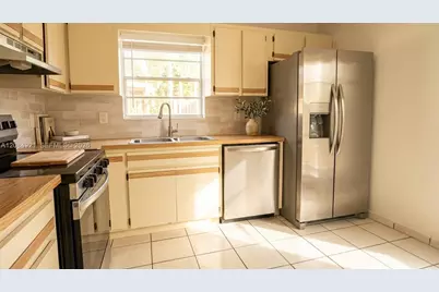 2820 SW 25th St #2820, Miami, FL 33133 - Photo 7