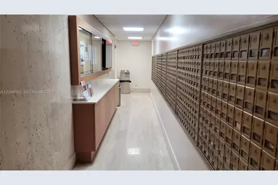 2899 Collins Ave #606, Miami Beach, FL 33140 - Photo 29