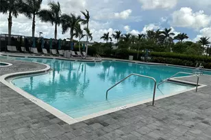 1070 SE 26th Ter, Homestead, FL 33035 - Photo 13