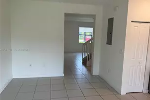 1070 SE 26th Ter, Homestead, FL 33035 - Photo 7