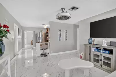 4351 SW 22nd St, Fort Lauderdale, FL 33317 - Photo 5
