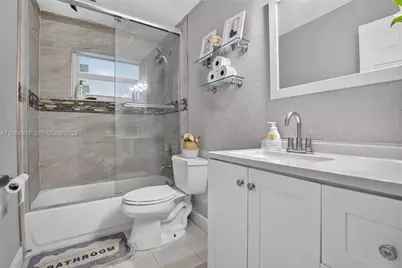 4351 SW 22nd St, Fort Lauderdale, FL 33317 - Photo 29