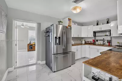 4351 SW 22nd St, Fort Lauderdale, FL 33317 - Photo 9