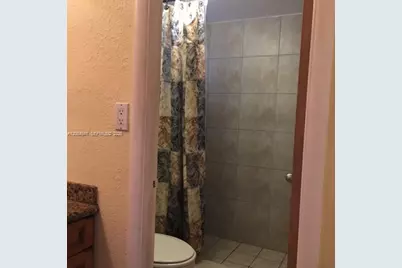 7450 Miami Lakes Dr #C206, Miami Lakes, FL 33014 - Photo 13
