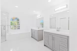 15842 SW 14th St, Pembroke Pines, FL 33027 - Photo 21