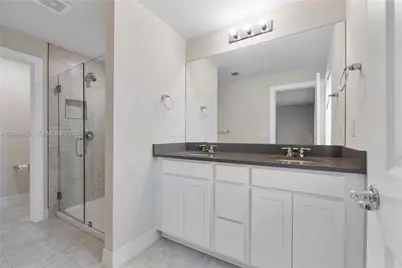 2905 Olivia Ave, Lauderdale Lakes, FL 33311 - Photo 15
