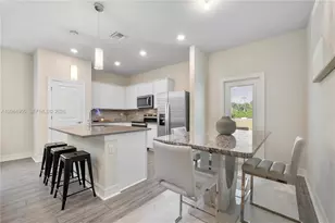 2905 Olivia Ave, Lauderdale Lakes, FL 33311 - Photo 9