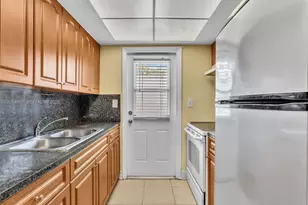 590 SW 27th Ave, Fort Lauderdale, FL 33312 - Photo 1