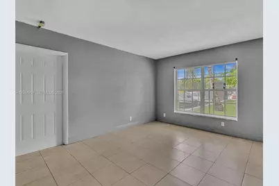 590 SW 27th Ave #1, Fort Lauderdale, FL 33312 - Photo 7