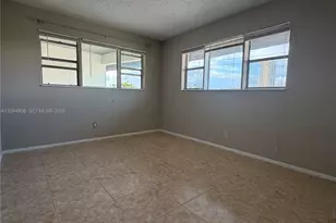 250 Layne Blvd, Hallandale Beach, FL 33009 - Photo 11