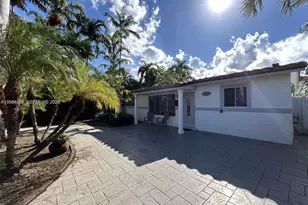 1116 N 13th Ct, Hollywood, FL 33019 - Photo 19