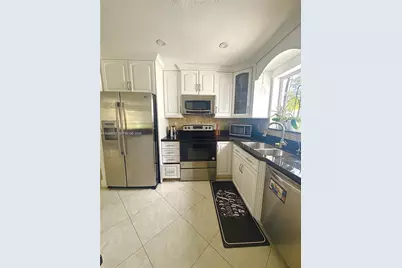 1116 N 13th Ct, Hollywood, FL 33019 - Photo 11