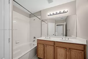 27415 SW 142nd Ave, Homestead, FL 33032 - Photo 17
