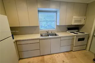 7550 SW 82nd St, Miami, FL 33143 - Photo 5